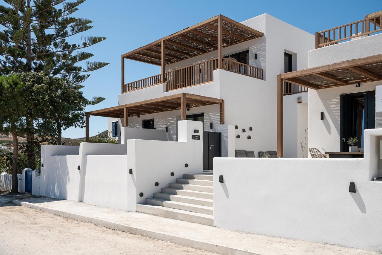 Athina Milos Suites Αδάμας Εξωτερικό φωτογραφία