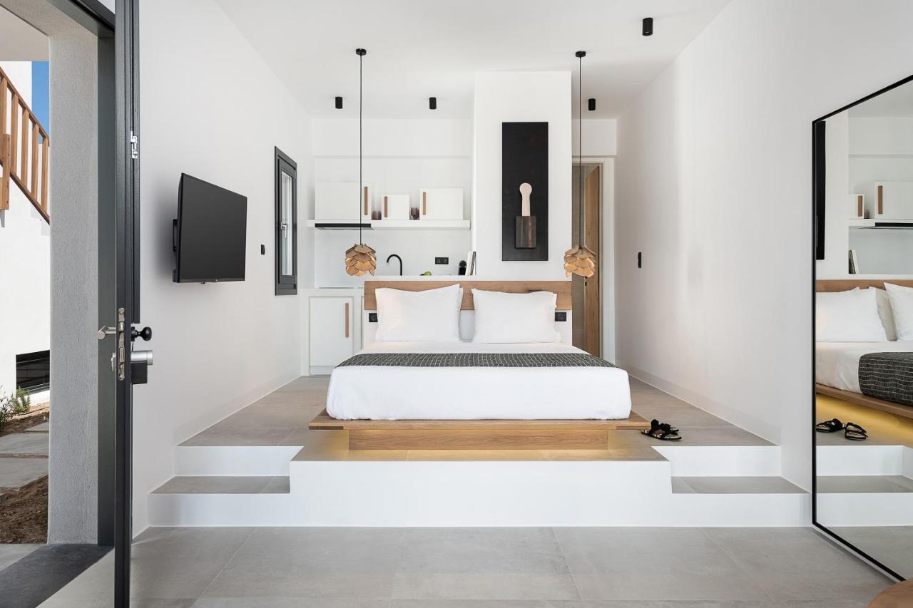 Athina Milos Suites Αδάμας Εξωτερικό φωτογραφία