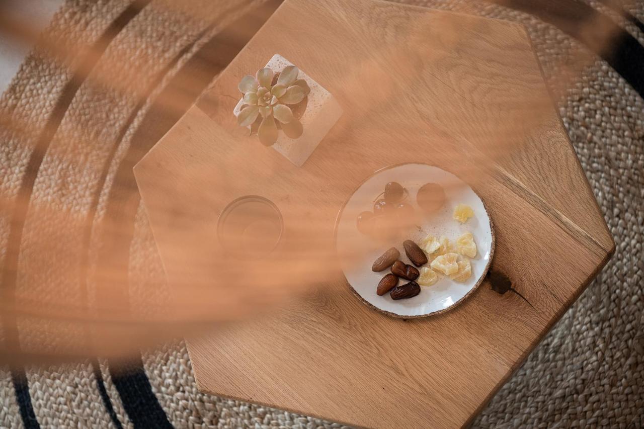 Athina Milos Suites Αδάμας Εξωτερικό φωτογραφία
